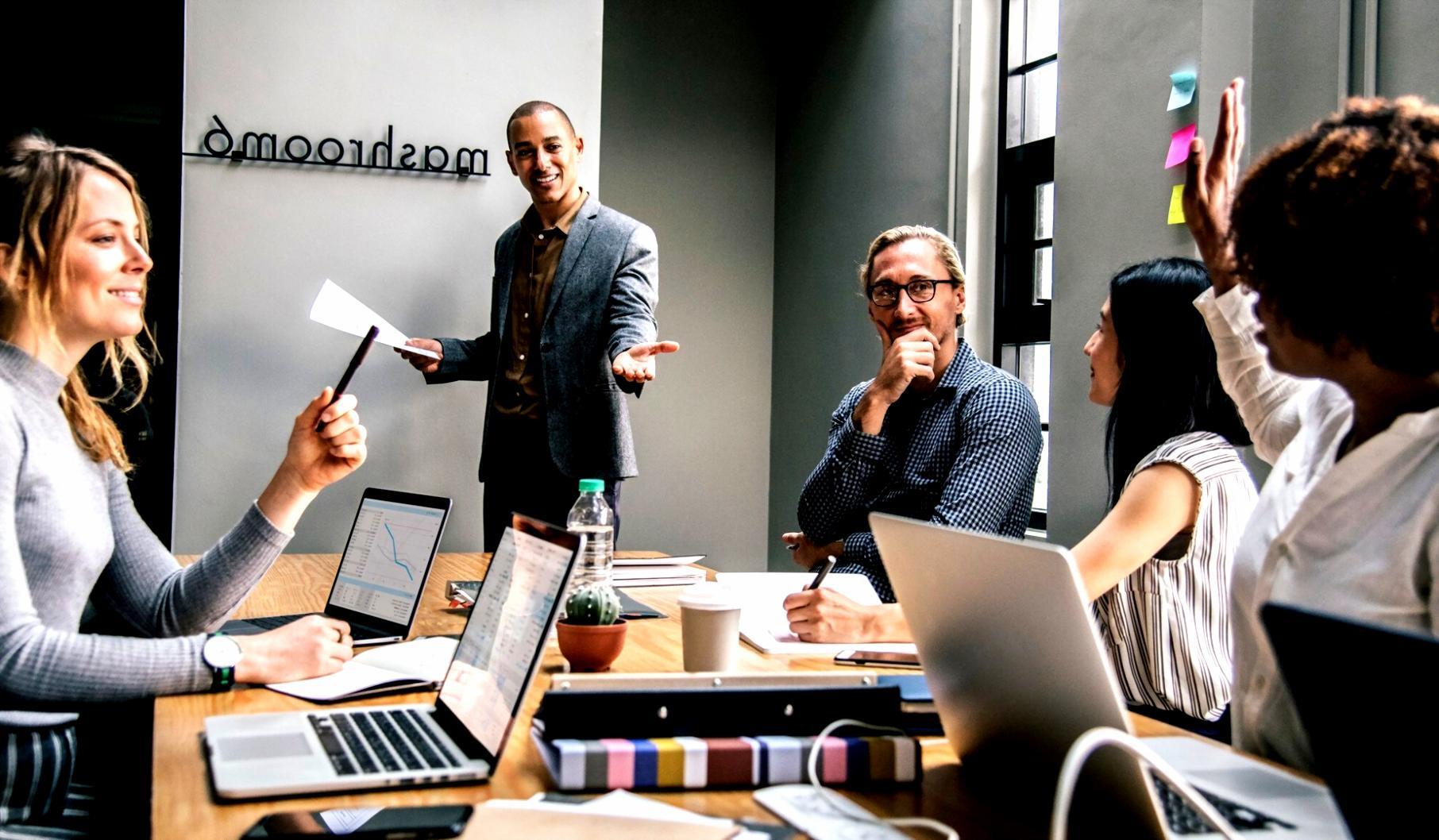 Команда финансовых консультантов Tarade Finas